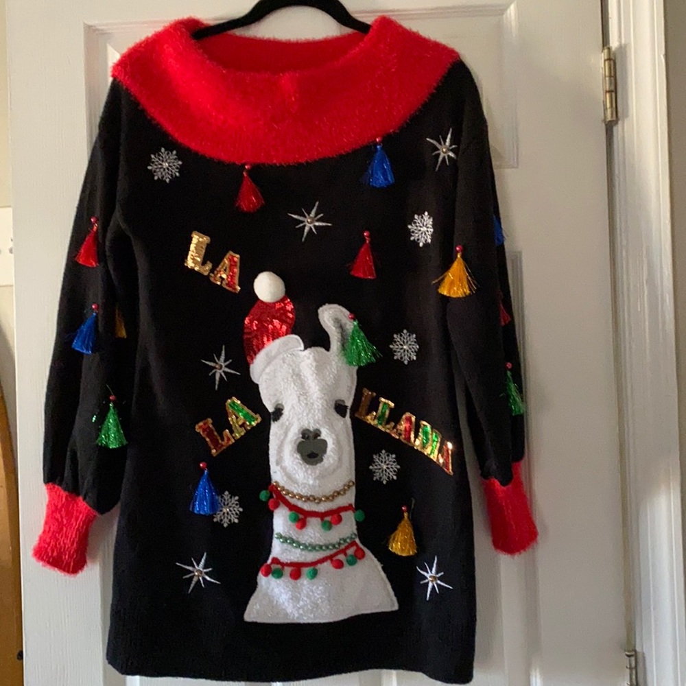 🎄La La Llama holiday sweater 🎄